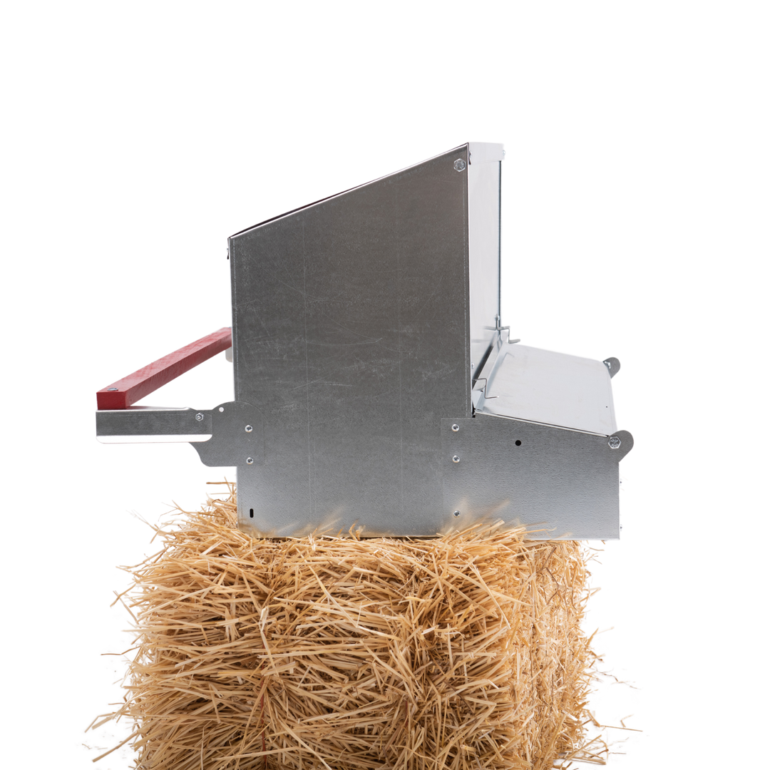 Large (48") Reversible Roll-out Nest Box (Up to 50 Hens)