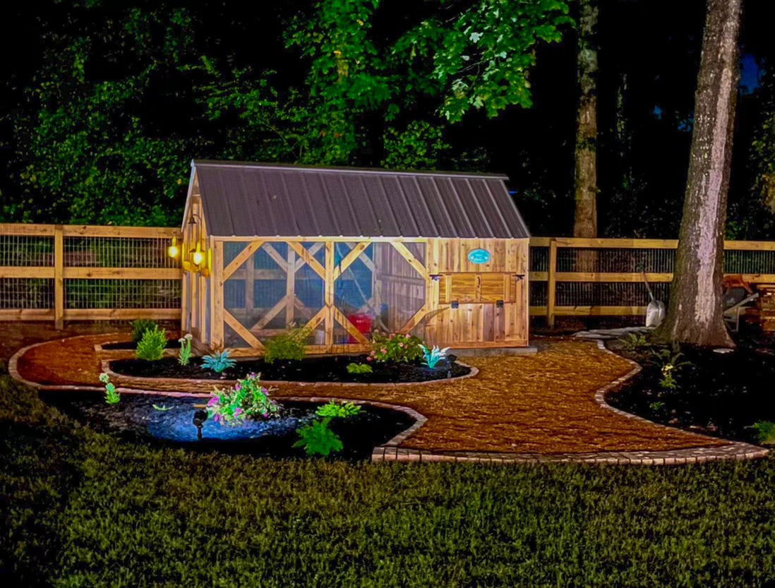 Deluxe 6x12' Traditional Style Chicken Coop – Coop'd Up