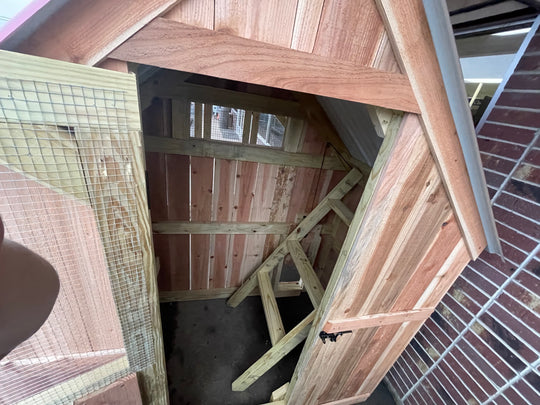 The Mini 6x8' Traditional Style Chicken Coop