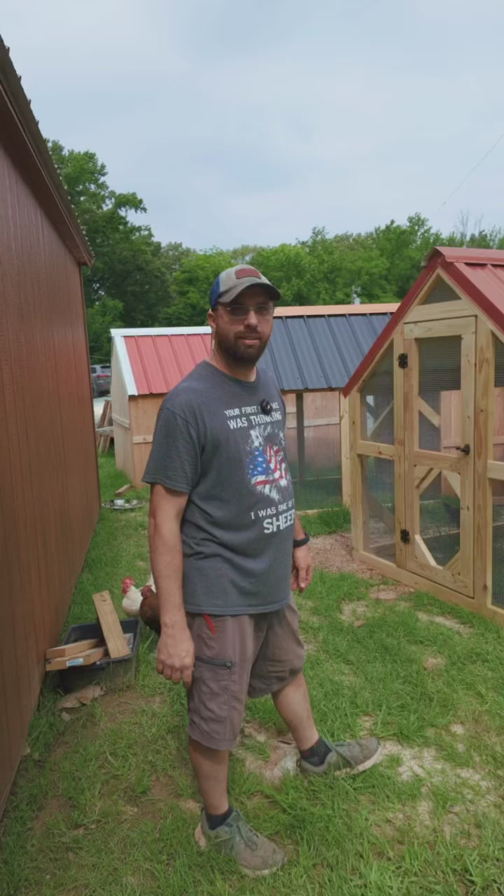 Deluxe 6x12' Traditional Style Chicken Coop